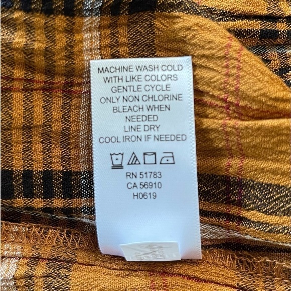 MAURICES, NWT, MUSTARD & BLACK PLAID, TIERED PEASANT TOP. LONG SLEEVE. SIZE XL - Picture 7 of 8